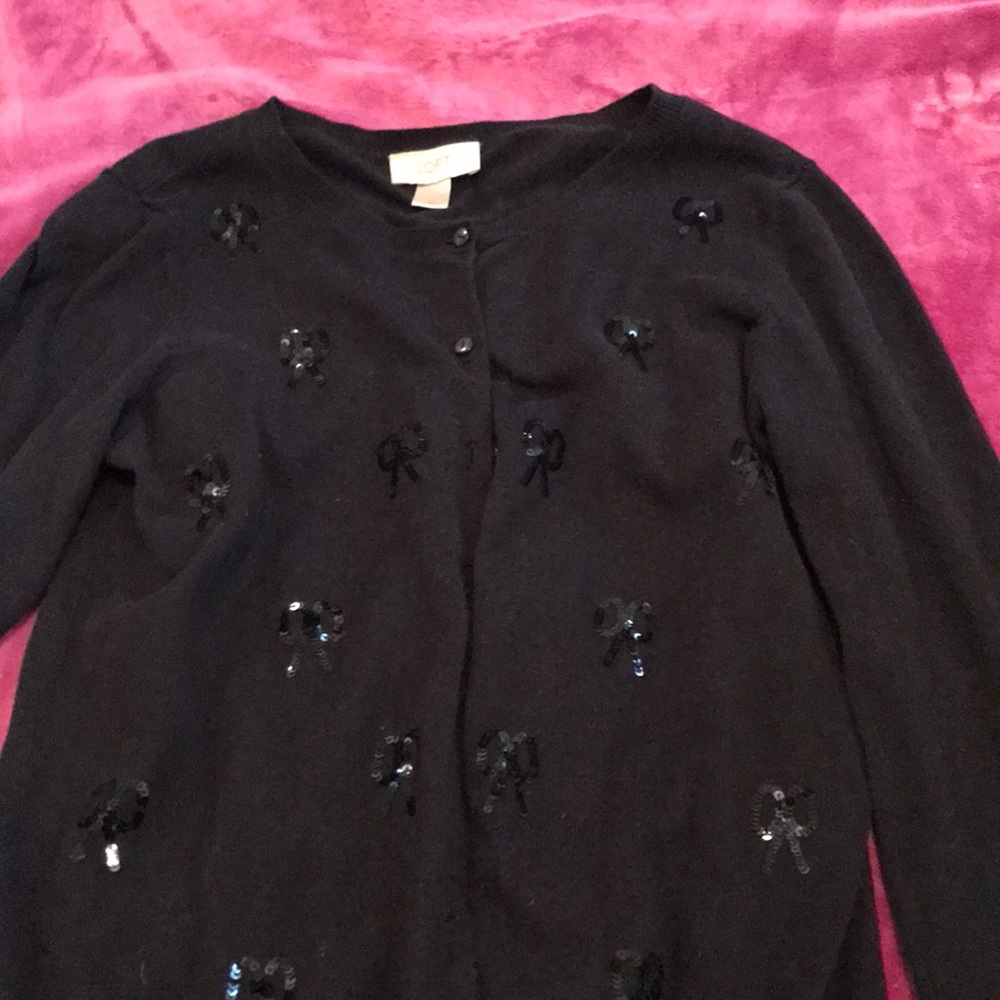 Ann Taylor Loft black cardigan size medium